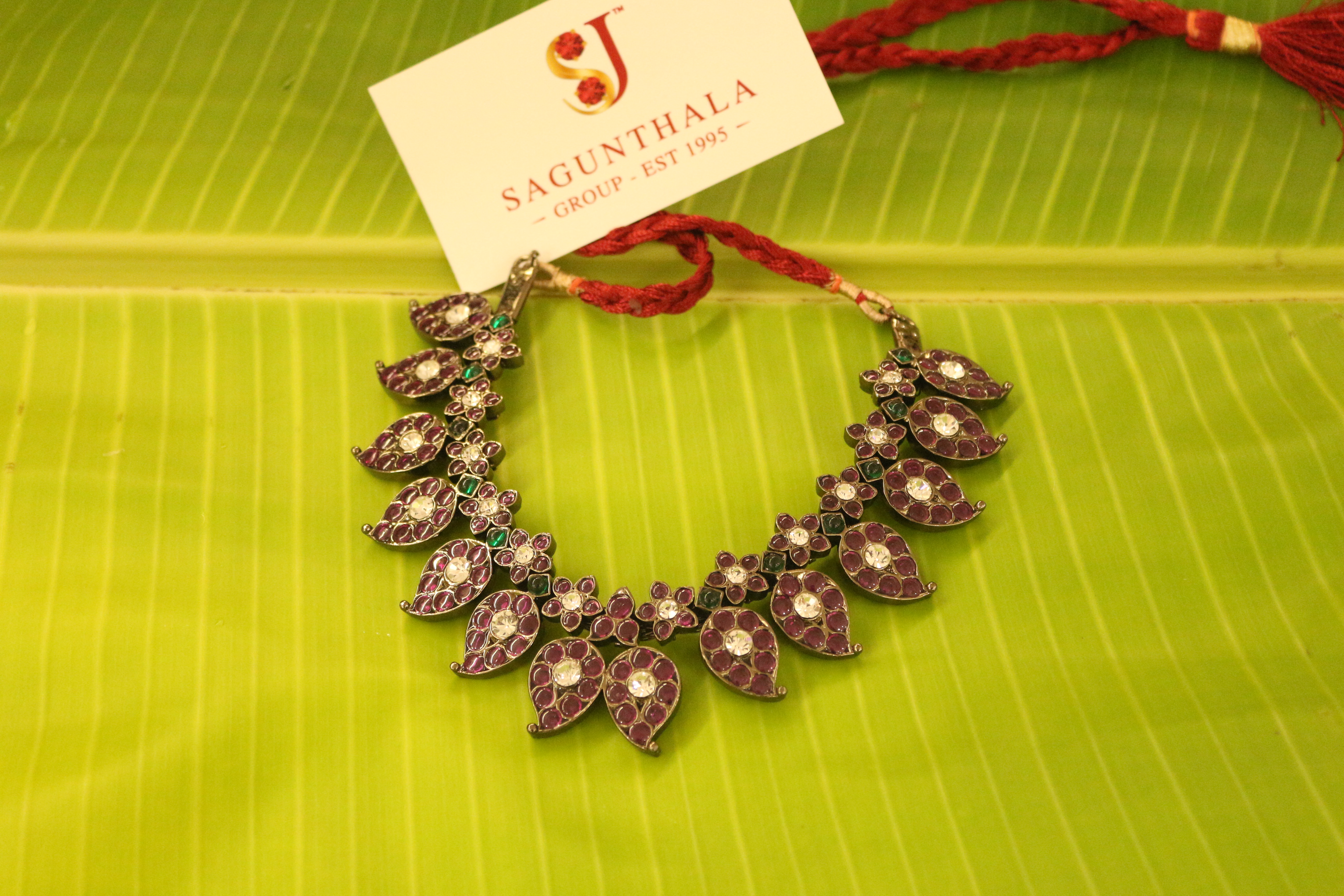 Floral Mango Black Antique Choker