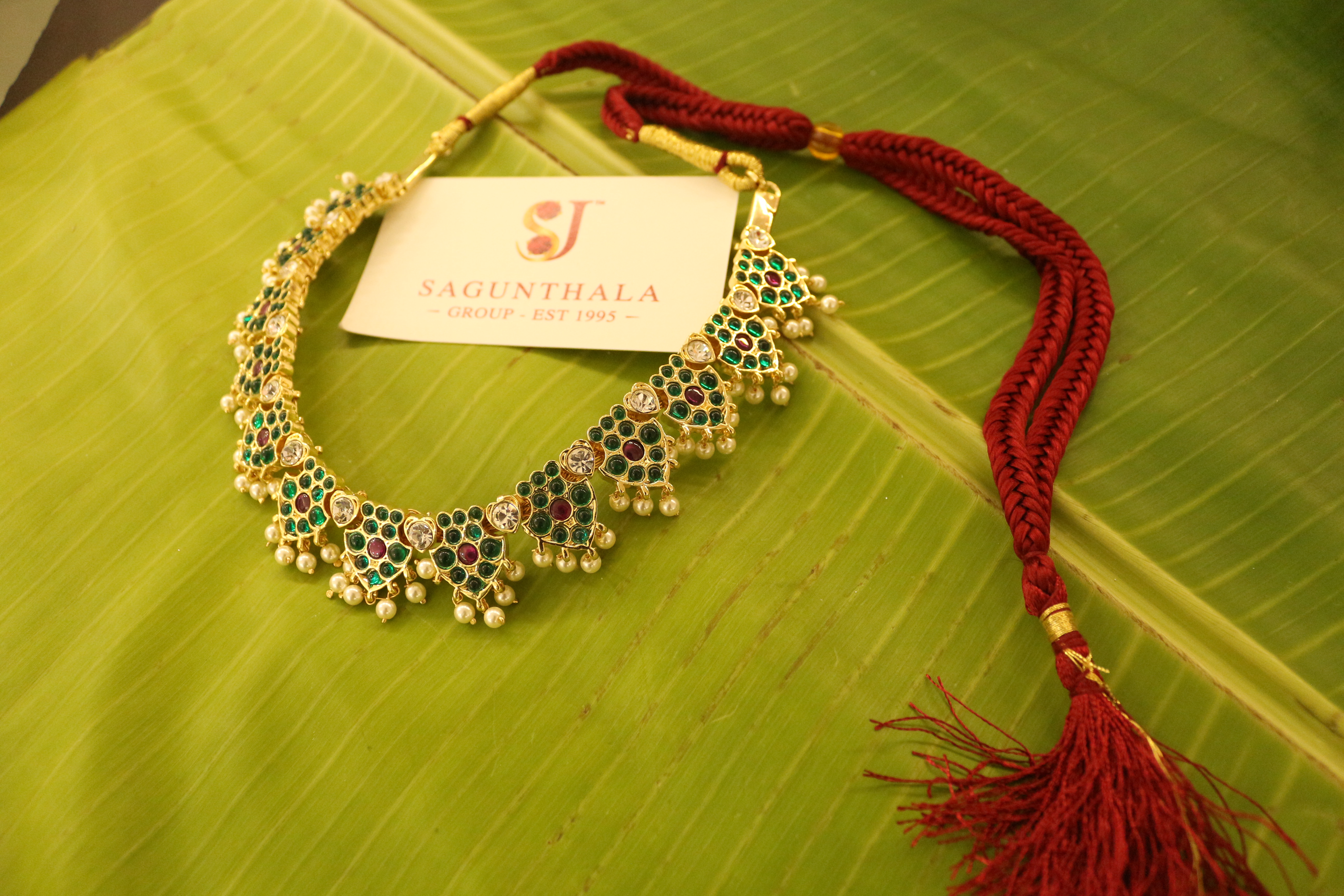 Full Green Leaf Necklace