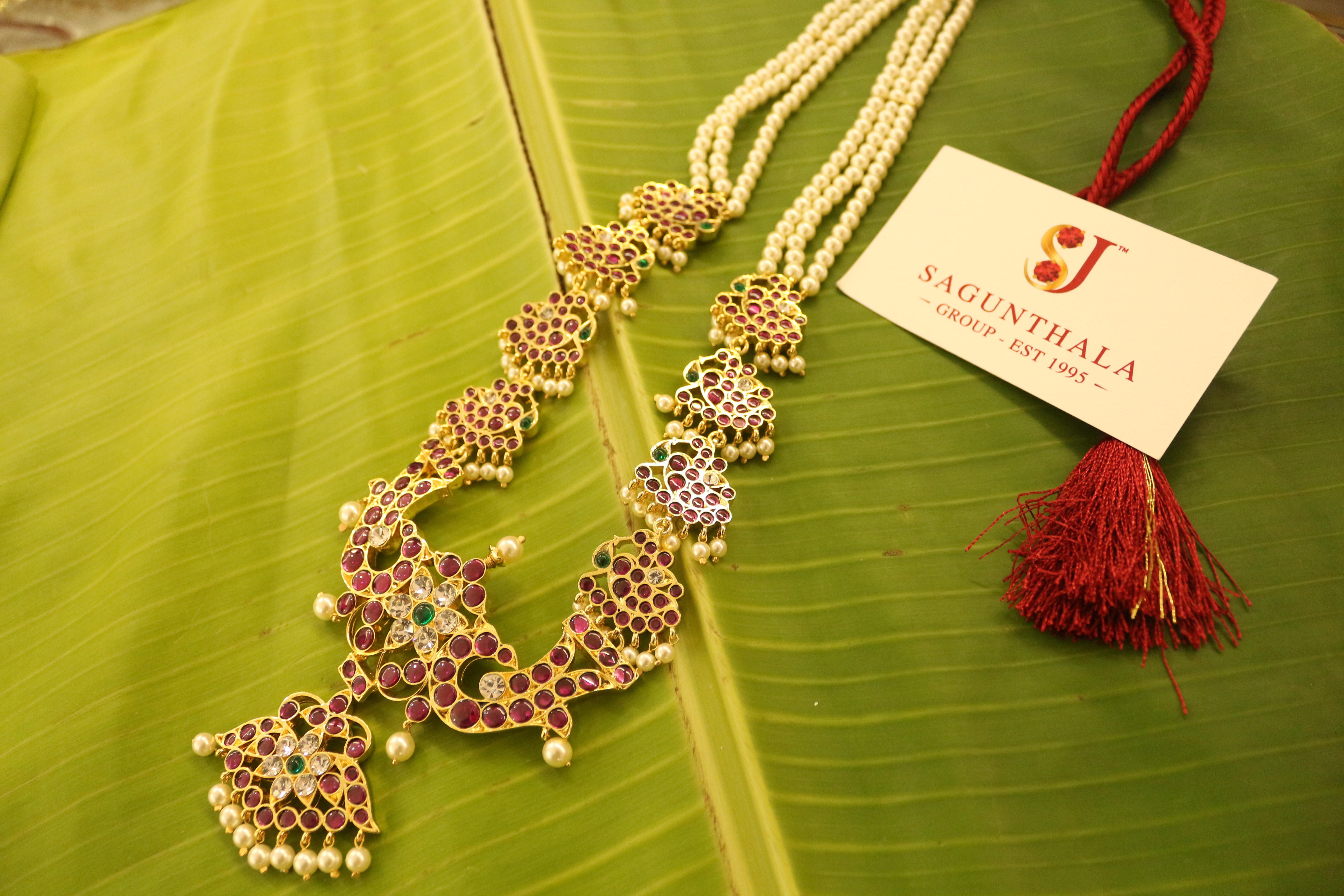 3-Line Pearl Magari Pendant Peacock Haram