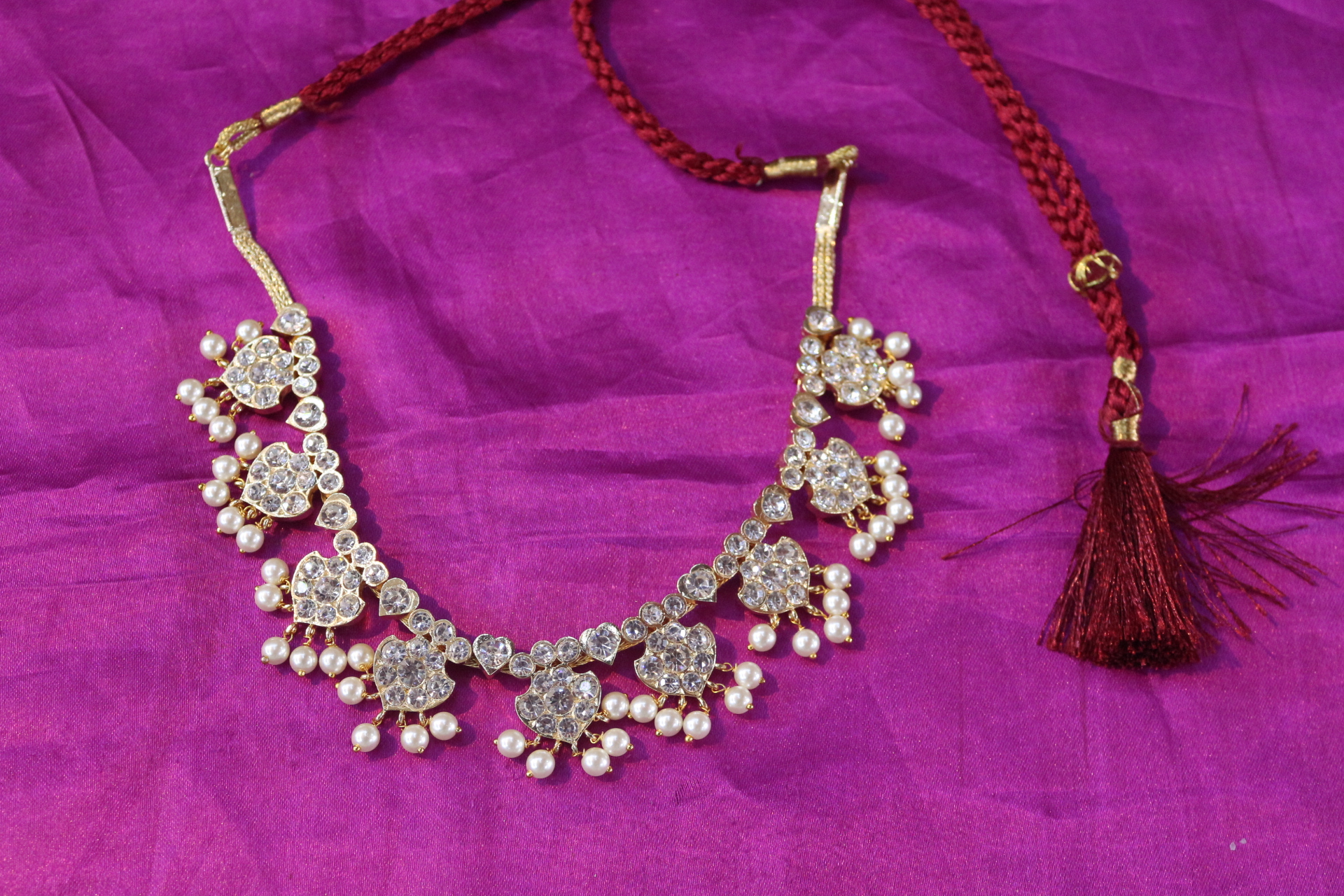 GOPURAM FULL WHITE NECKLACE