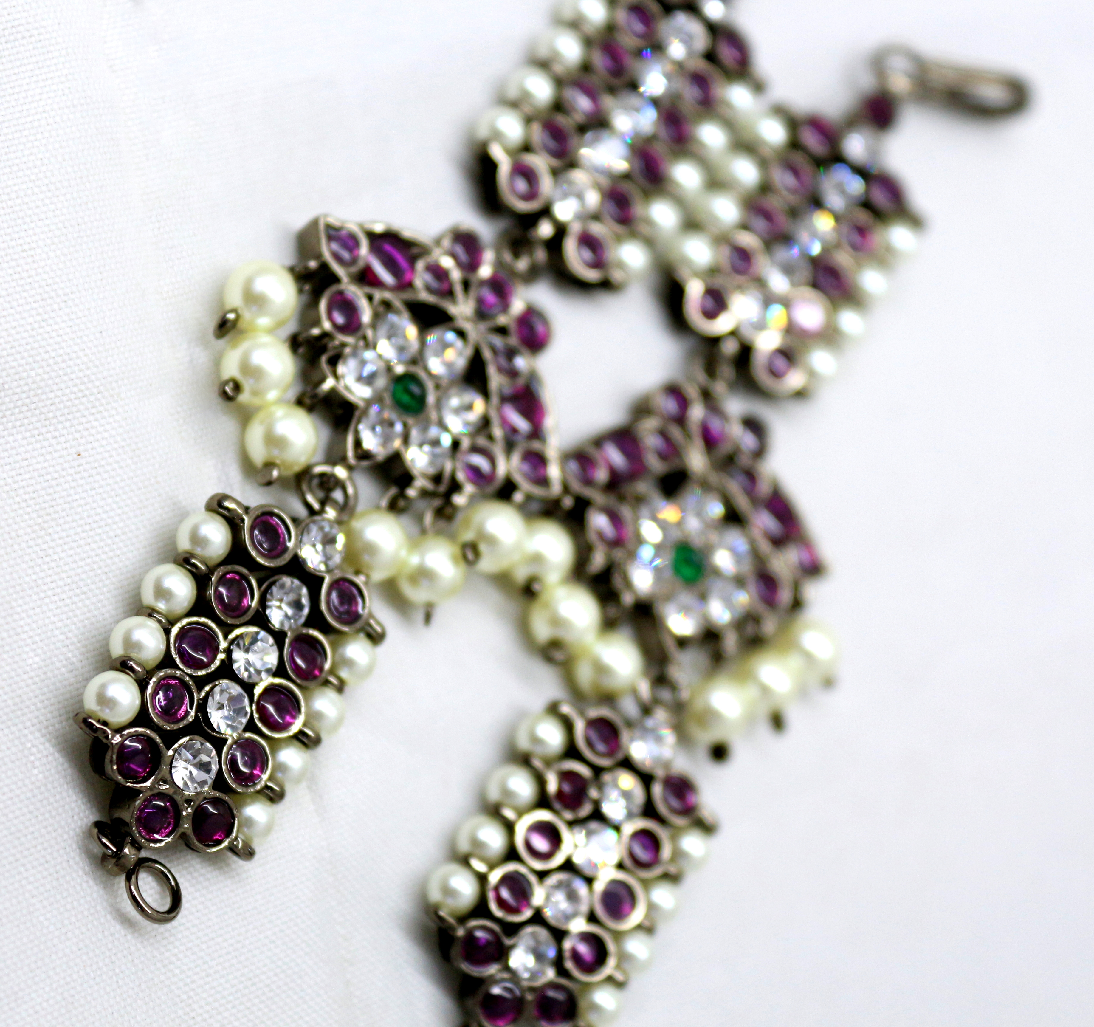 Black Antique Flower Mattal