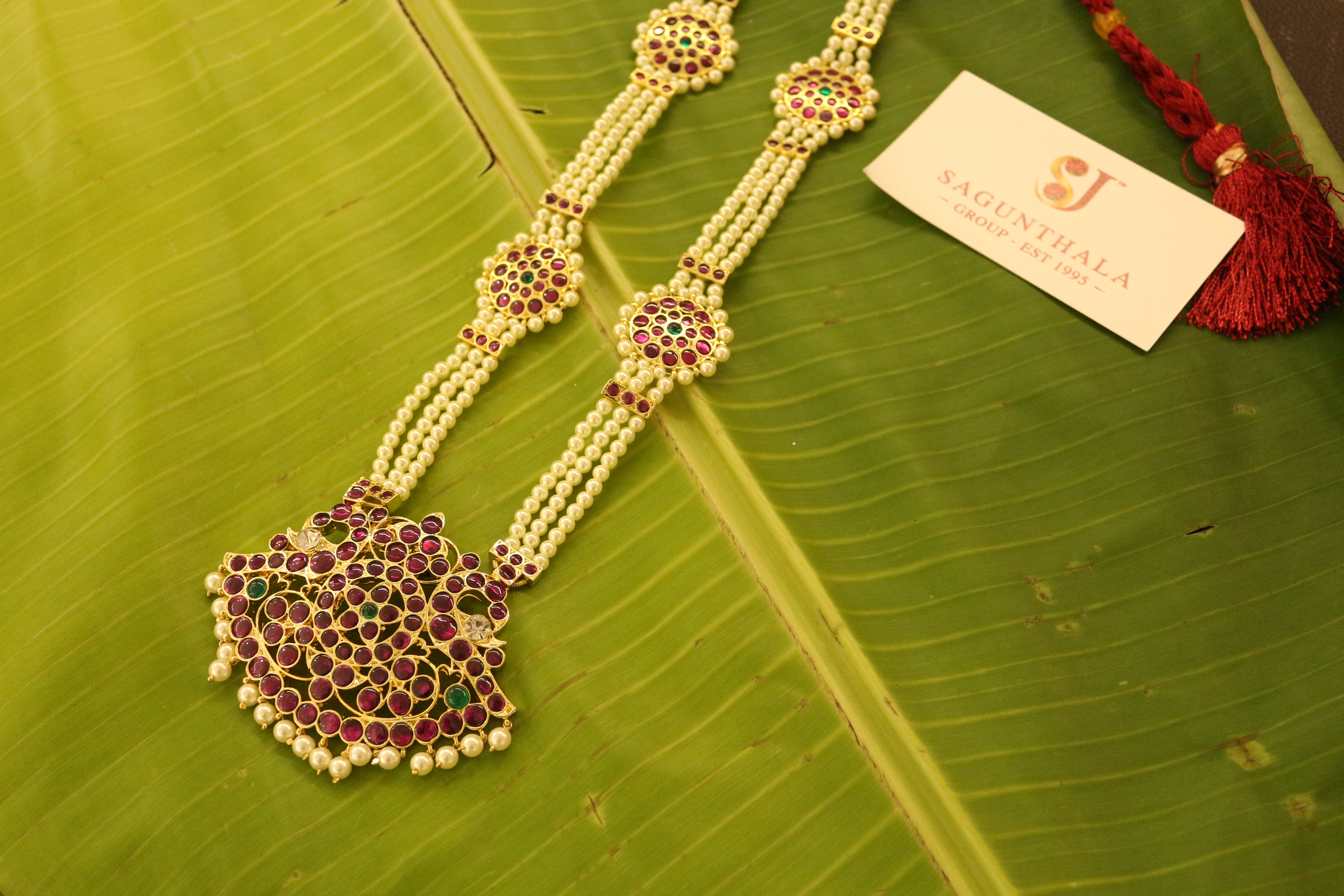 3-Line Pathakam Double Sun Pearl Haram